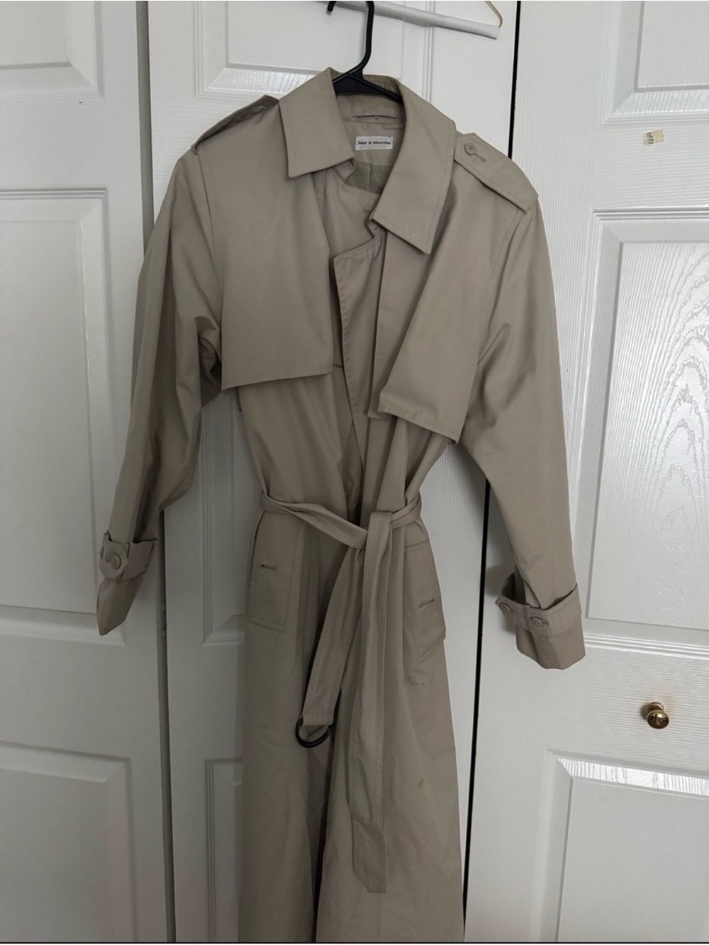 Women's Trench Coat in beige